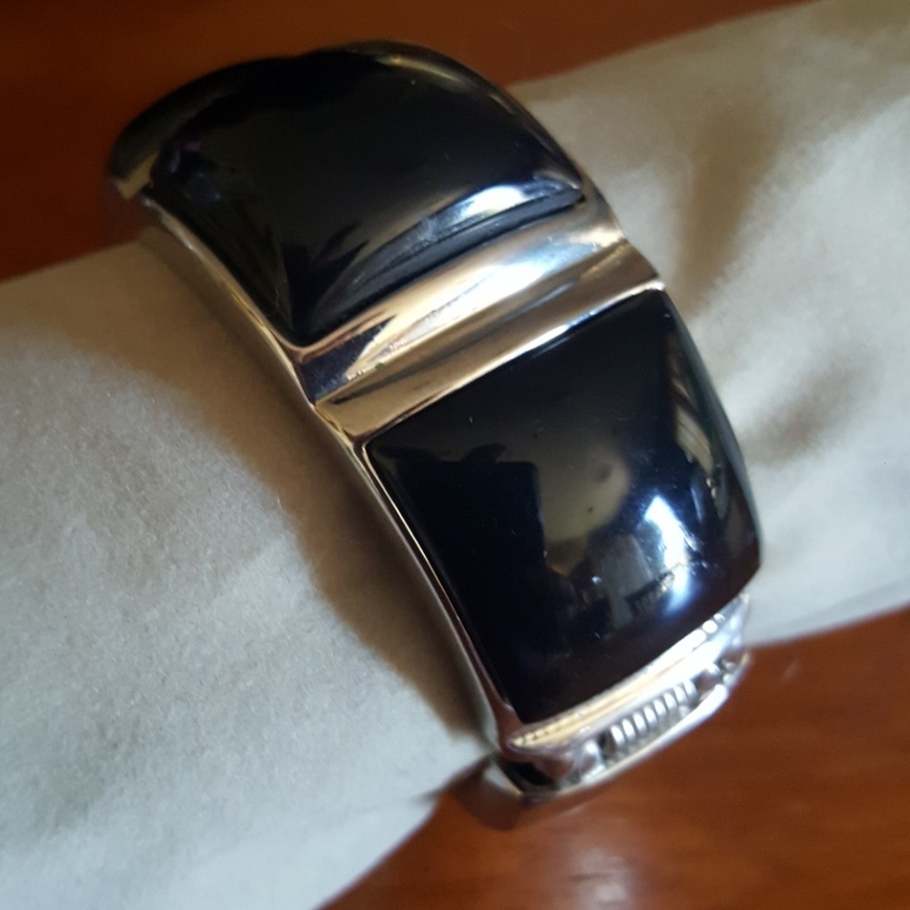 Cuff bracelet